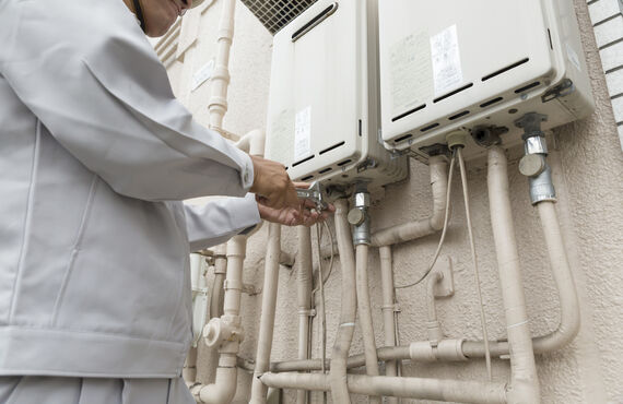 給湯器の交換・設置を請け負い快適な暮らしをサポート | 千葉県で水回りの修理とリフォームを行うLifeLine